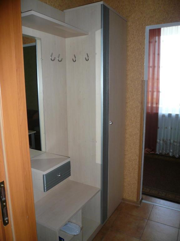 Gostiniy Dvor Hotel Vinnitsja Værelse billede