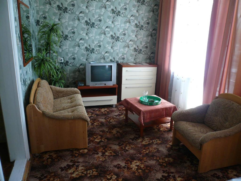 Gostiniy Dvor Hotel Vinnitsja Værelse billede