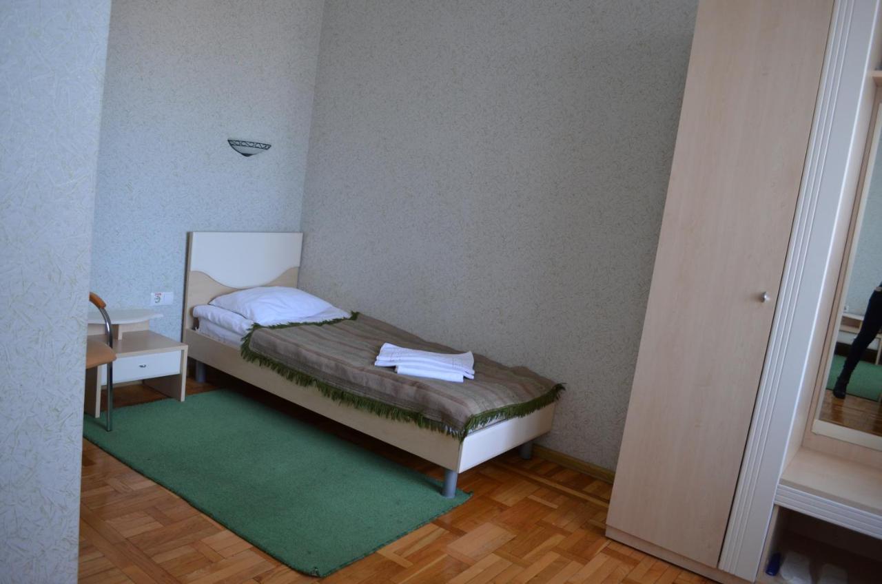 Gostiniy Dvor Hotel Vinnitsja Eksteriør billede