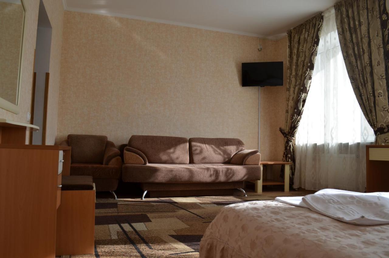 Gostiniy Dvor Hotel Vinnitsja Eksteriør billede
