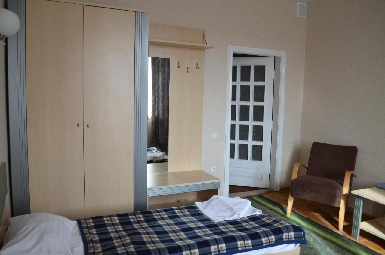 Gostiniy Dvor Hotel Vinnitsja Eksteriør billede